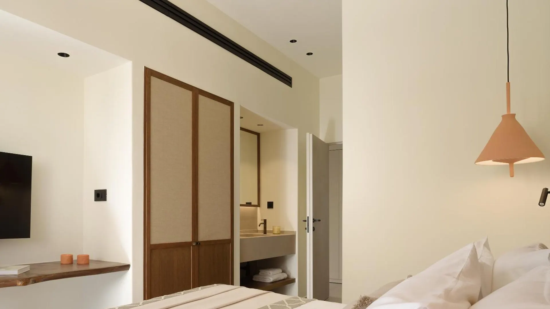 Apartment Kimata Beachfront Retreats, With Private Plunge Pools, By Thinkvilla Rethymno  Greece