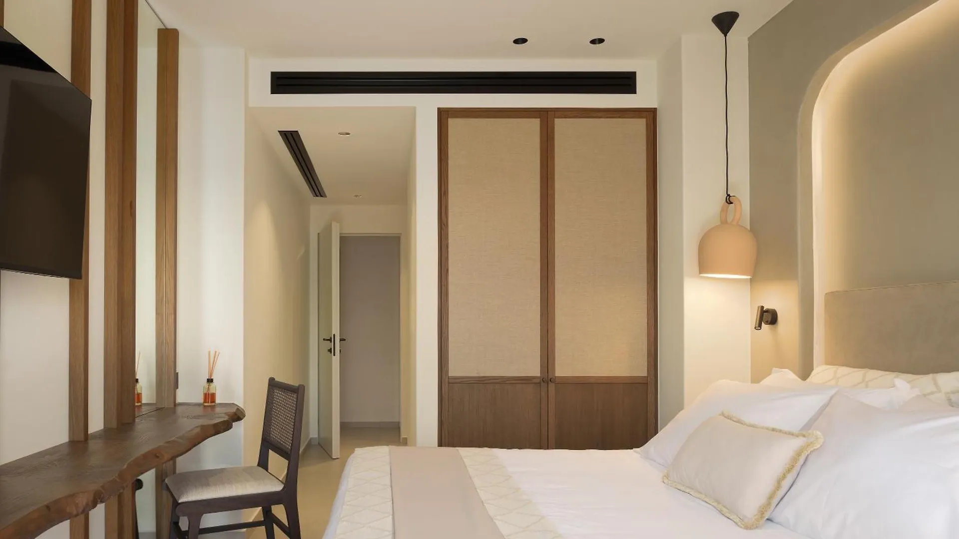 Daire Kimata Beachfront Retreats, With Private Plunge Pools, By Thinkvilla Resmo